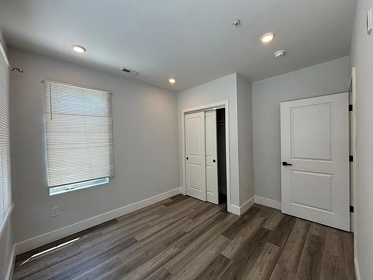 2326 N 9th St #101 — Photo 10