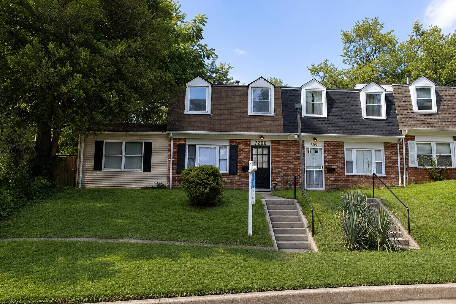 5 bed, 1572 sqft, $2,200 — Photo 1