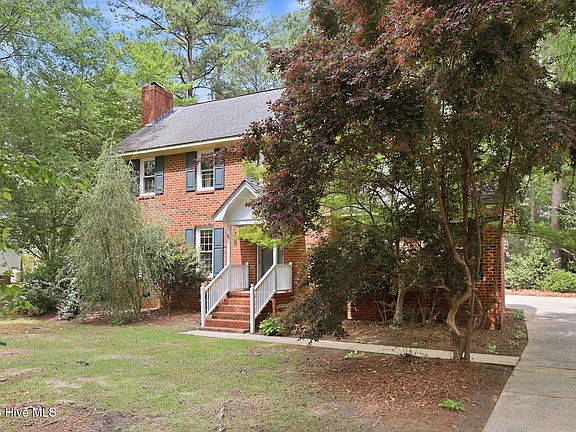 5th image of 829 Corbett Street
