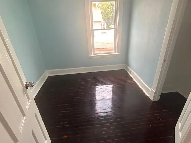 1041 Strong St #2 — Photo 3
