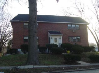 329 S Norwinden Dr APT B, Springfield, PA 19064