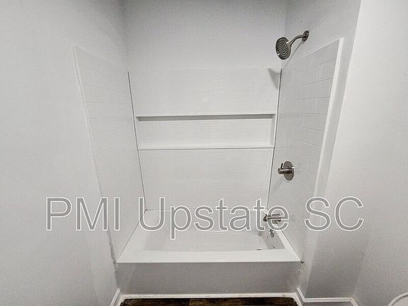 5th image of 945 S Irwin Avenue Ext