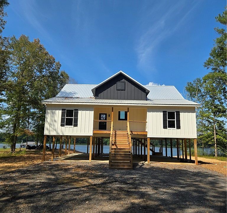 1st image of 304 Cypress Point Dr