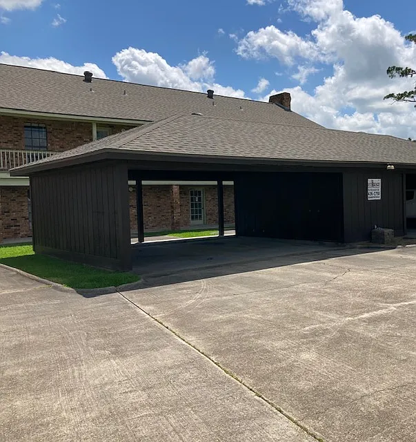 2 bed, 1100 sqft, $1,250 — Photo 2