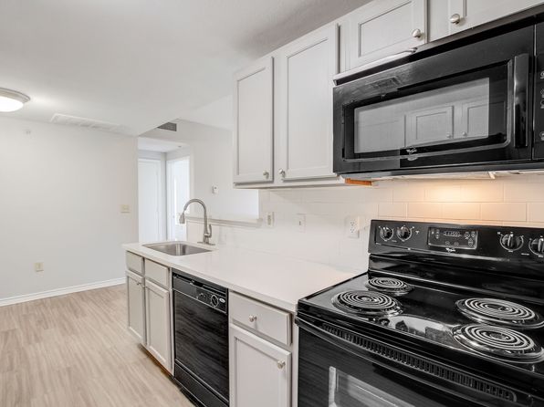 Oasis at Plum Creek Apartments | 4925 Cromwell Dr, Kyle, TX