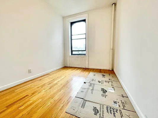 Rented by City Connections Realty | media 17