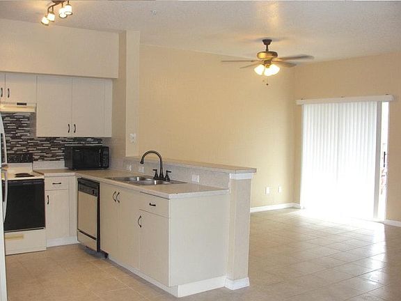 4th image of 464 Jordan Stuart Cir