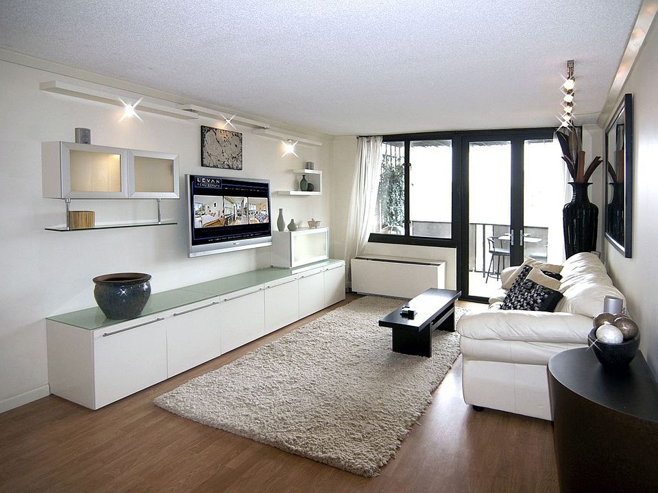 1st image of 407 Park Ave S #16D