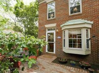 675 S Columbus St, Alexandria, VA 22314