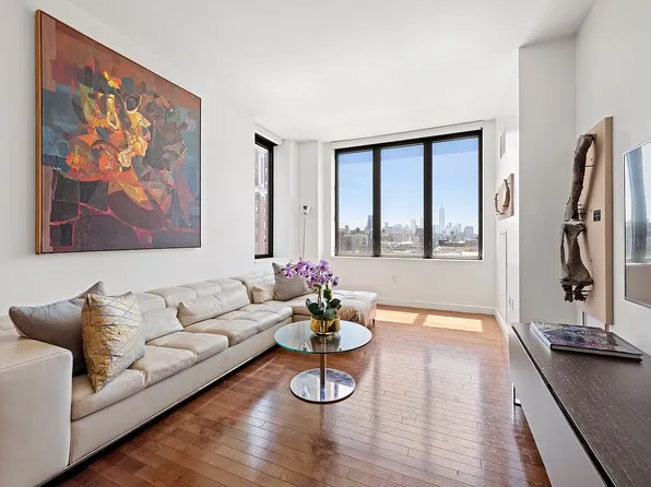 101 W 24th St APT 15C, New York, NY 10011