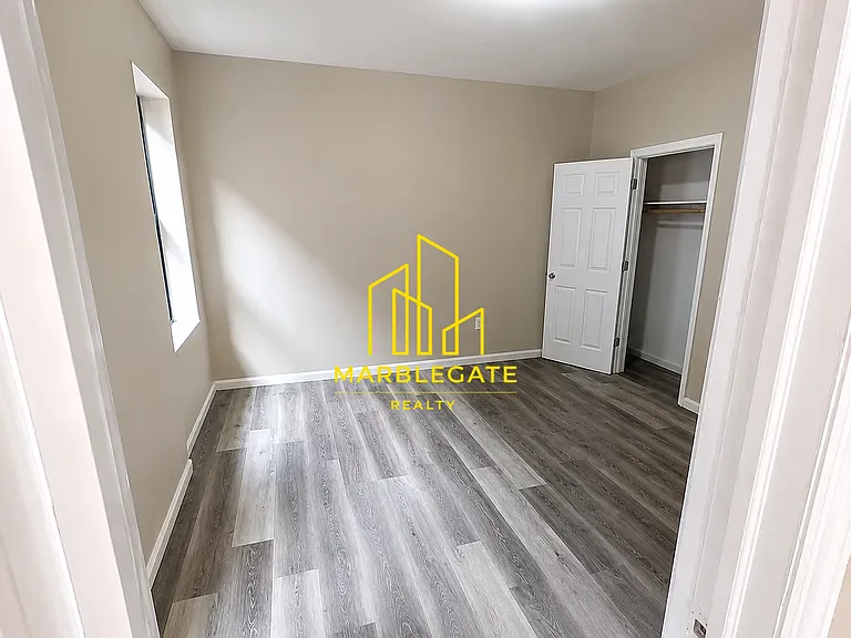 411 N 5th St #22B — Photo 3
