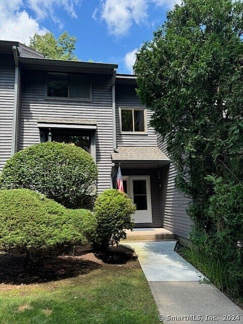 1st image of 304 Conestoga Way #304