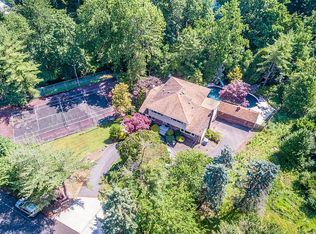 460 Middlesex Ave, Colonia, NJ 07067