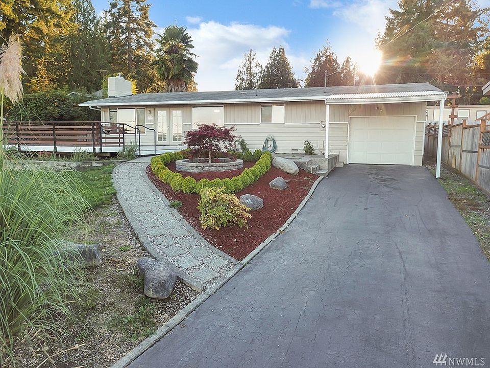 1st image of 10103 Windward Dr NW