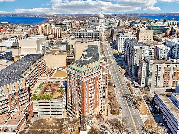 3rd image of 360 W Washington Ave #1307