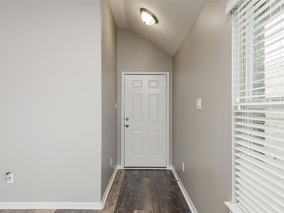 5th image of 235 Sea Breeze Dr