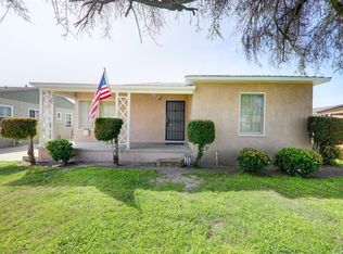 15923 Colorado Ave, Paramount, CA 90723