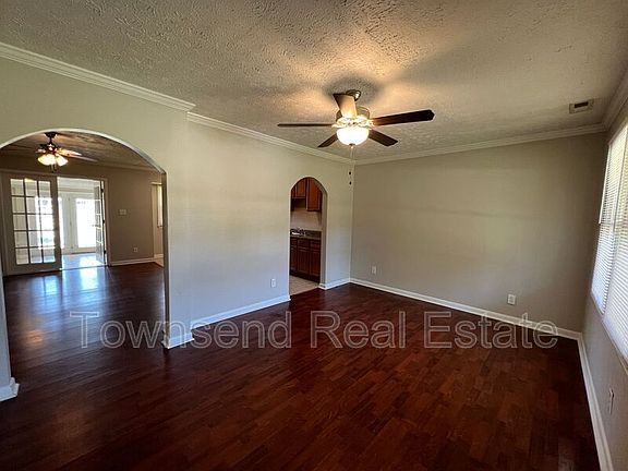 3rd image of 7143 Stoney Point Rd