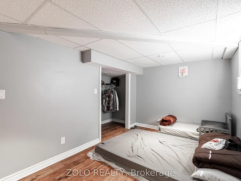 306 Spruce St #BASEMENT — Photo 11