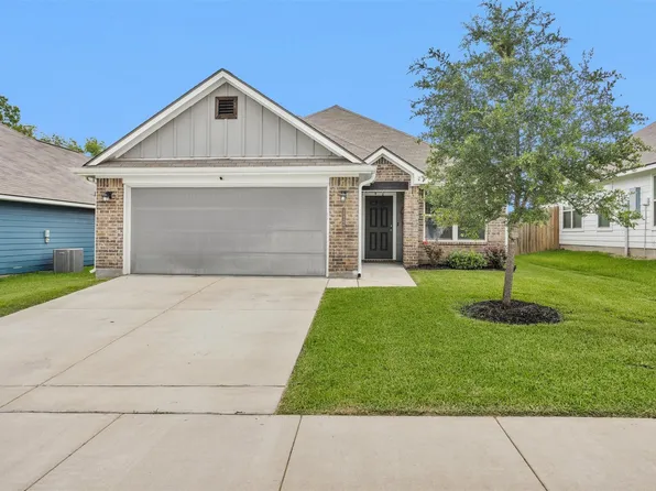 117 Dove Landing Ct, Navasota, TX 77868