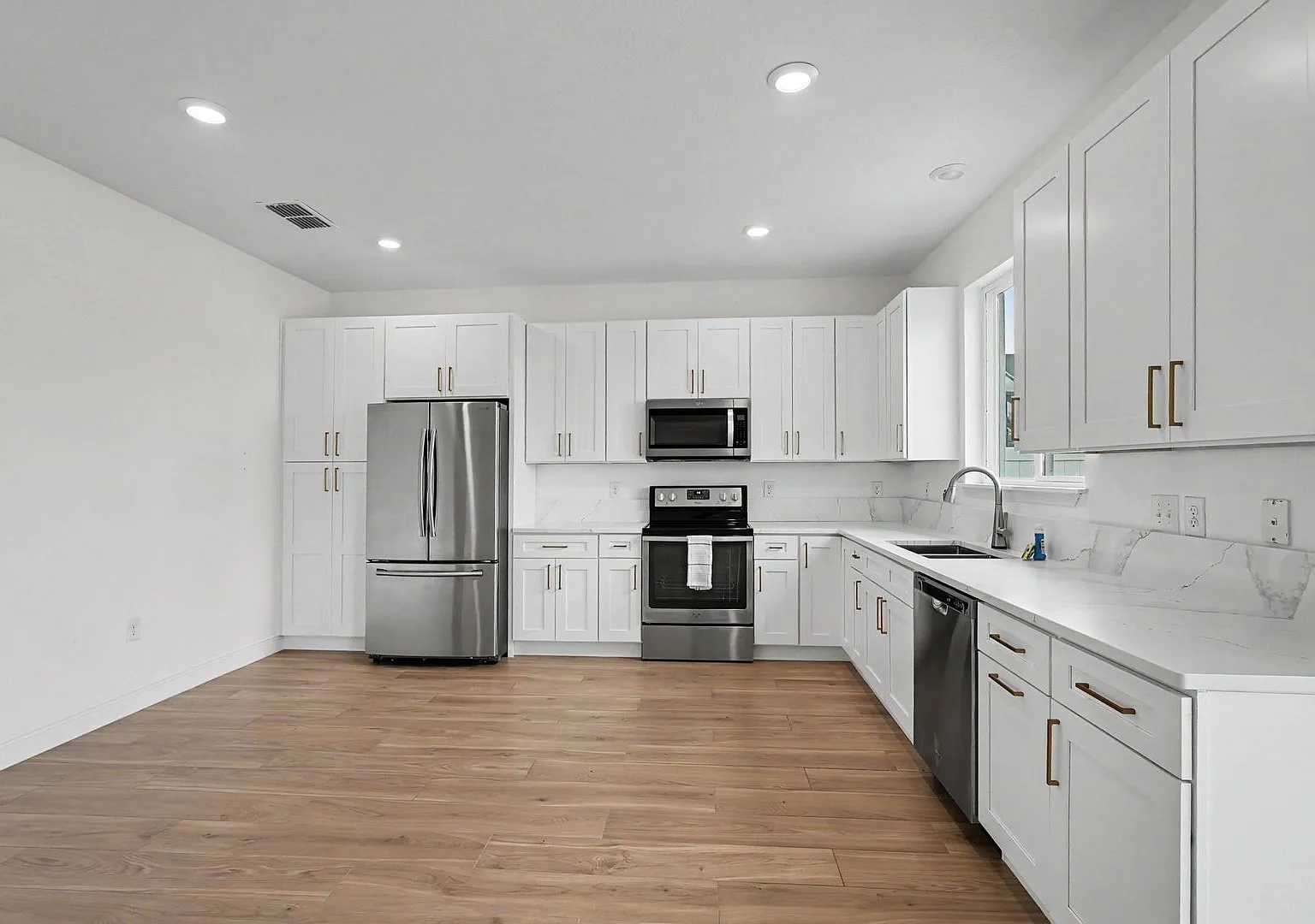 1396 Potenza Drive — Photo 4
