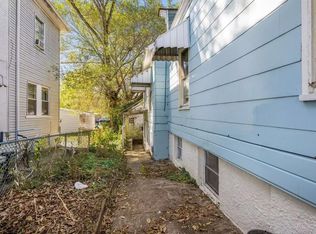 215 W Seventieth St, Cincinnati, OH 45216