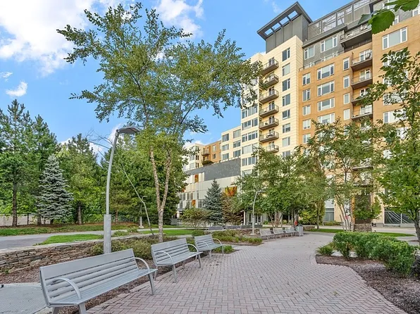 40 Nouvelle Way Unit T732, Natick, MA 01760