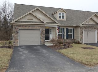 243 Aldenwood Dr, Carlisle, PA 17015