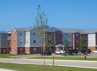 The Residence at Fox Meadows, McHenry, IL 60050