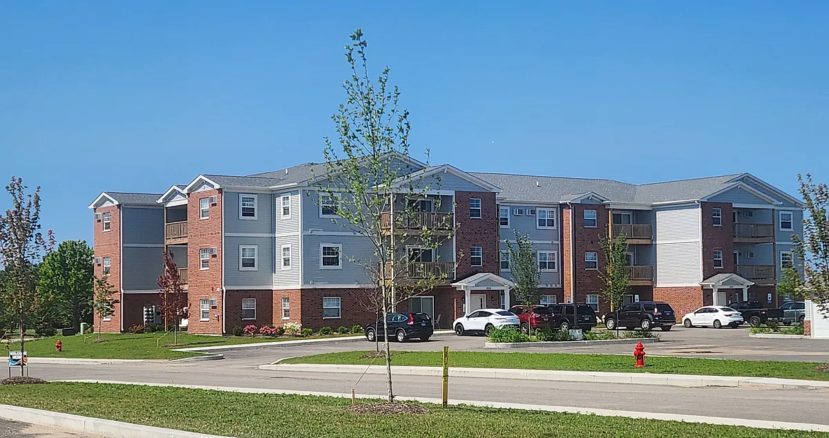 Building Photo - The Residence at Fox Meadows