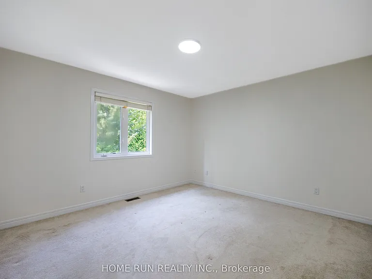 281 Goldridge Dr — Photo 37