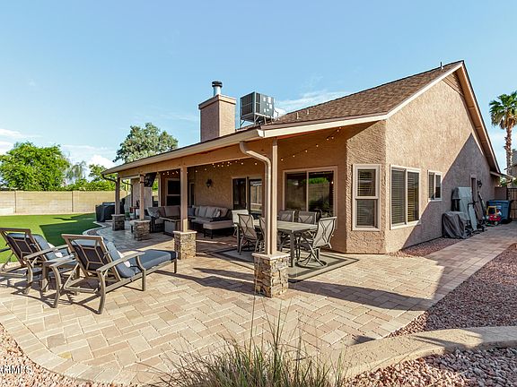 5th image of 3922 E MARCONI Avenue
