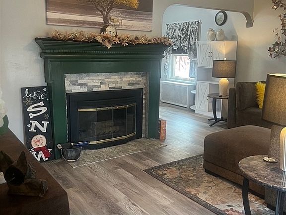 4th image of 257 Calvin St