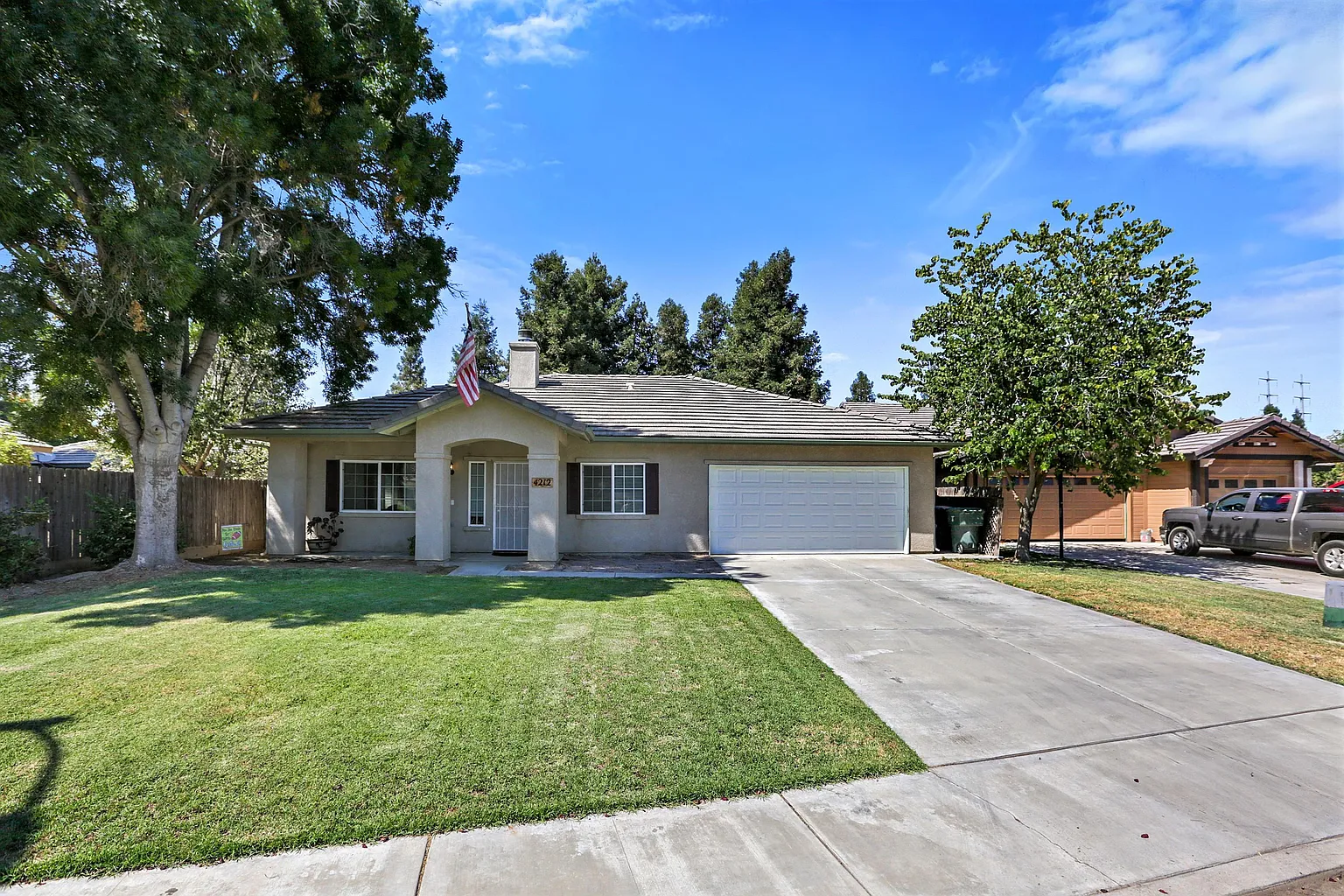 4212 E Westcott Ave photo 1
