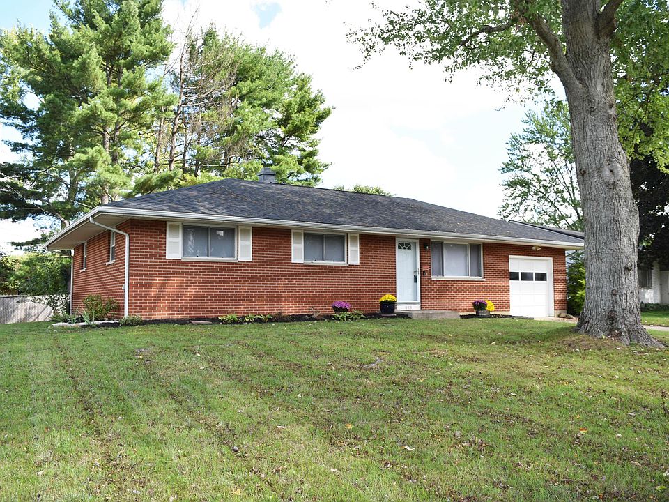 1st image of 498 Sioux Dr
