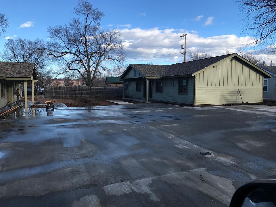 1st image of 561 N 10th Pl