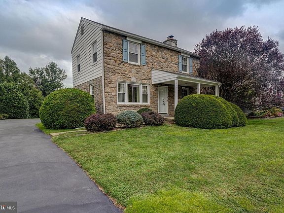 2nd image of 229 N Belfield Ave