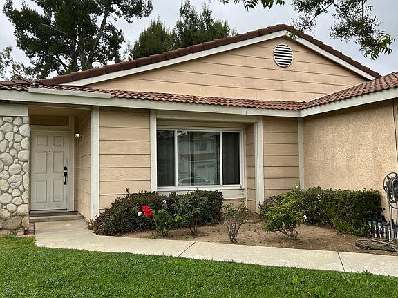 2nd image of 24427 Goldpoint Pl