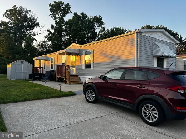 24 Mango Trl, Middle River, MD 21220