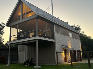 589 Pecan St, Canyon Lake, TX 78133