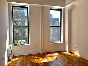 Rented by Nolita Group