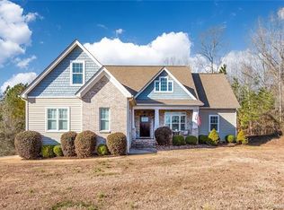 2056 Roadrunner Rd, Clover, SC 29710