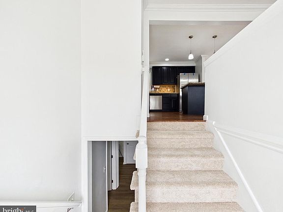 4th image of 3231 Williamsville Rd