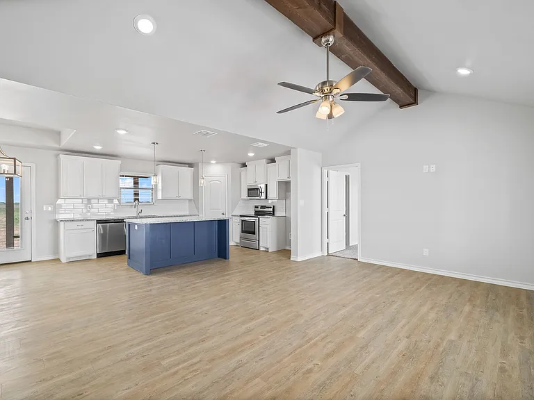 8907 N County Road 3200 — Photo 9