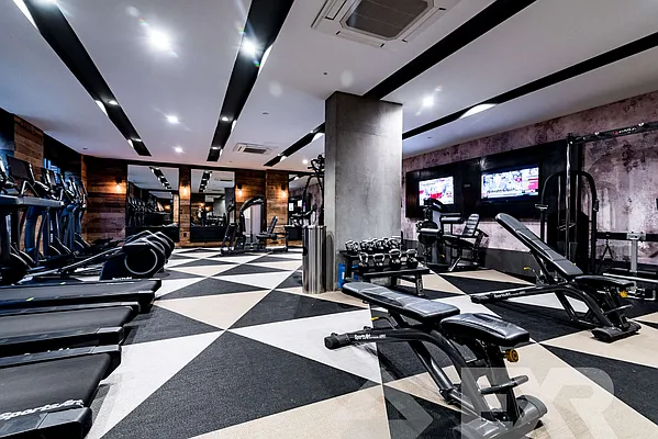 Rented by EXR | media 21