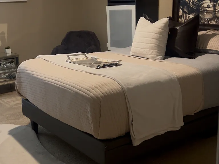 Master Bed Rm