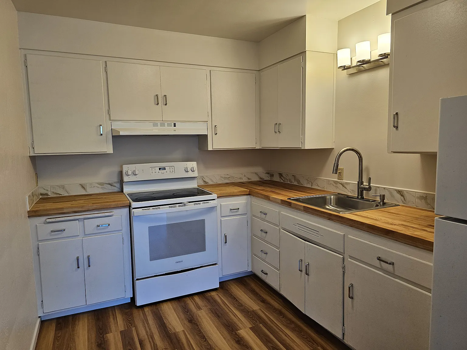 2 bed, $2,950 — Photo 3
