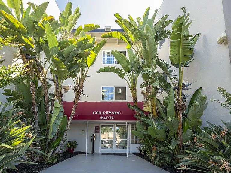 Courtyard Apartments — Photo 11