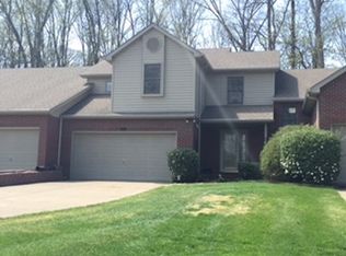 11722 Oak Meadow Rd, Evansville, IN 47725