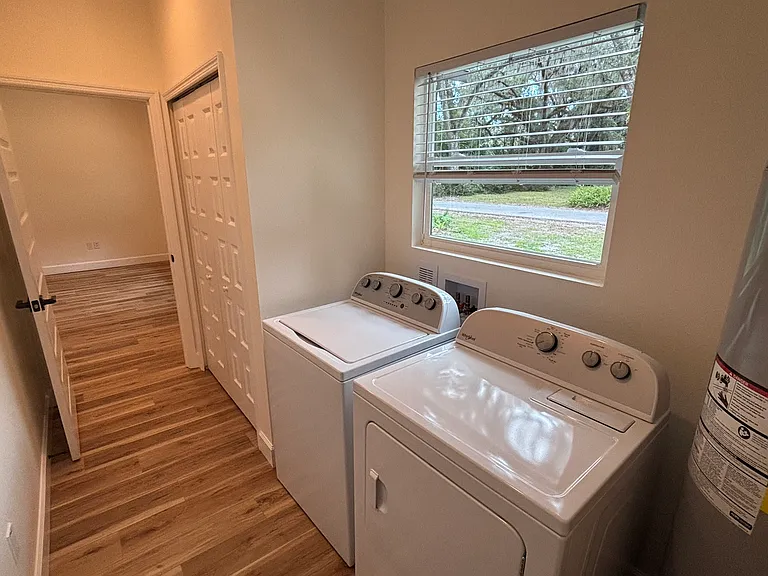 346 NW 3rd Ave — Photo 14
